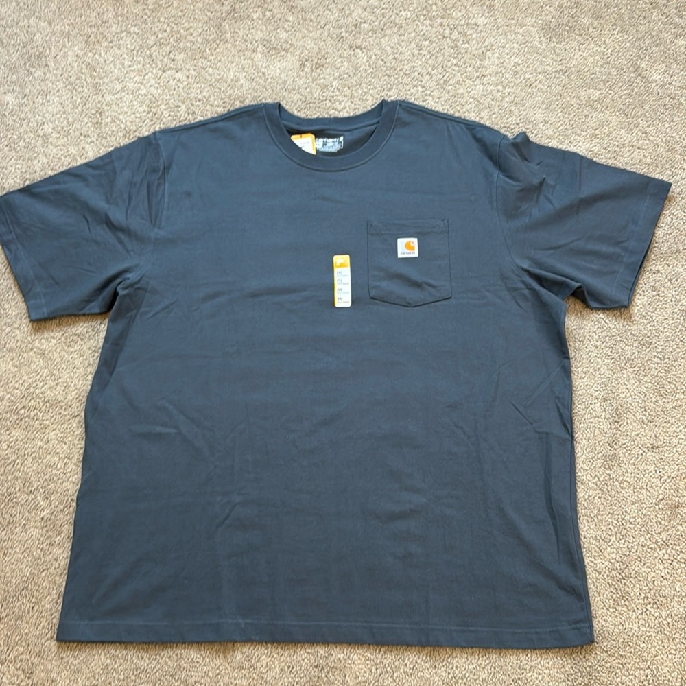 Men’s loose fit Carhartt tee